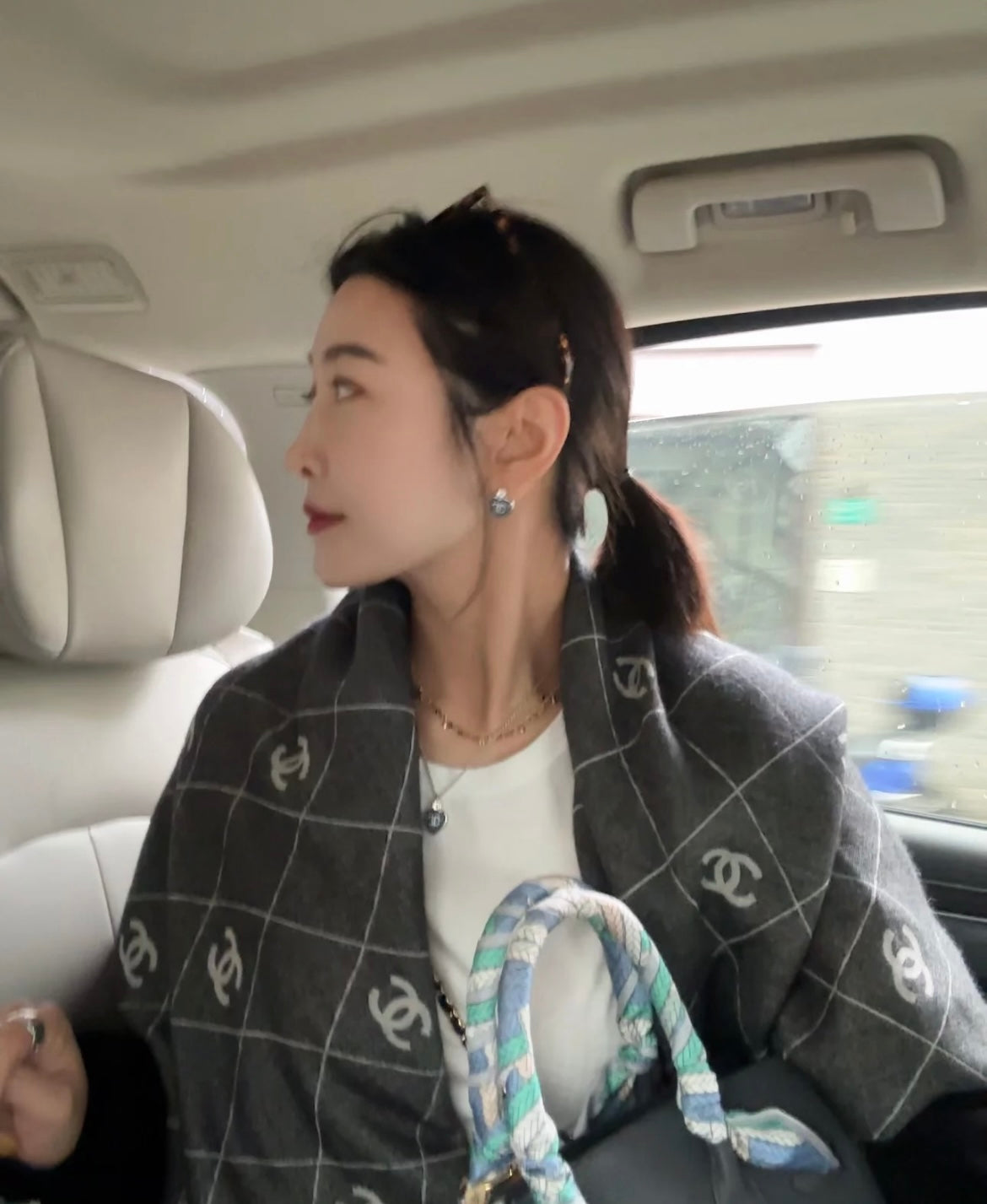 신조 / 샤넬 스카프