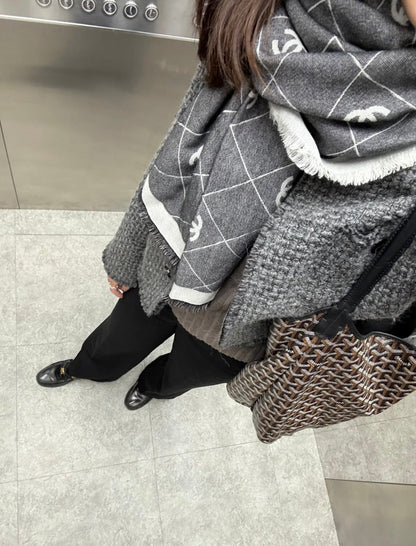 신조 / 샤넬 스카프