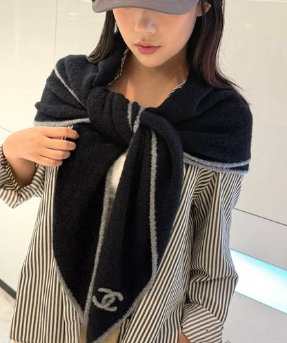 신조 / 샤넬 스카프