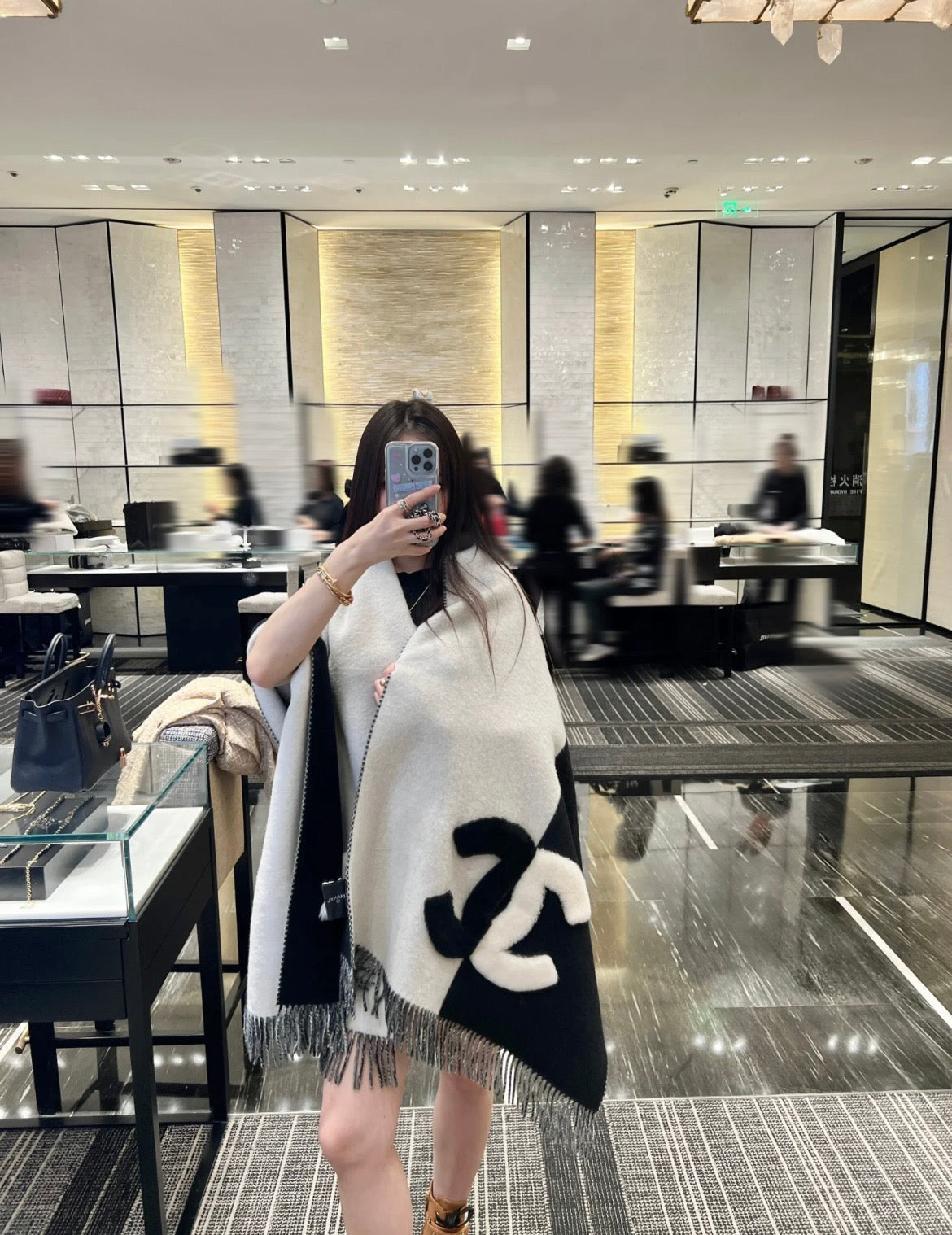 신조 / 샤넬 스카프