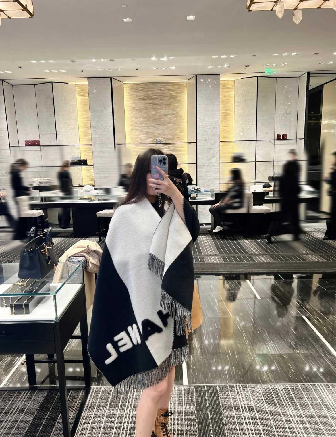 신조 / 샤넬 스카프
