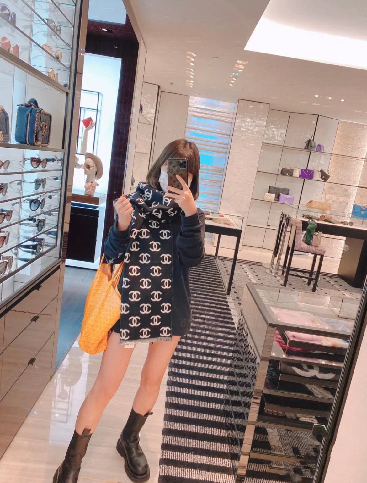 신조 / 샤넬 스카프