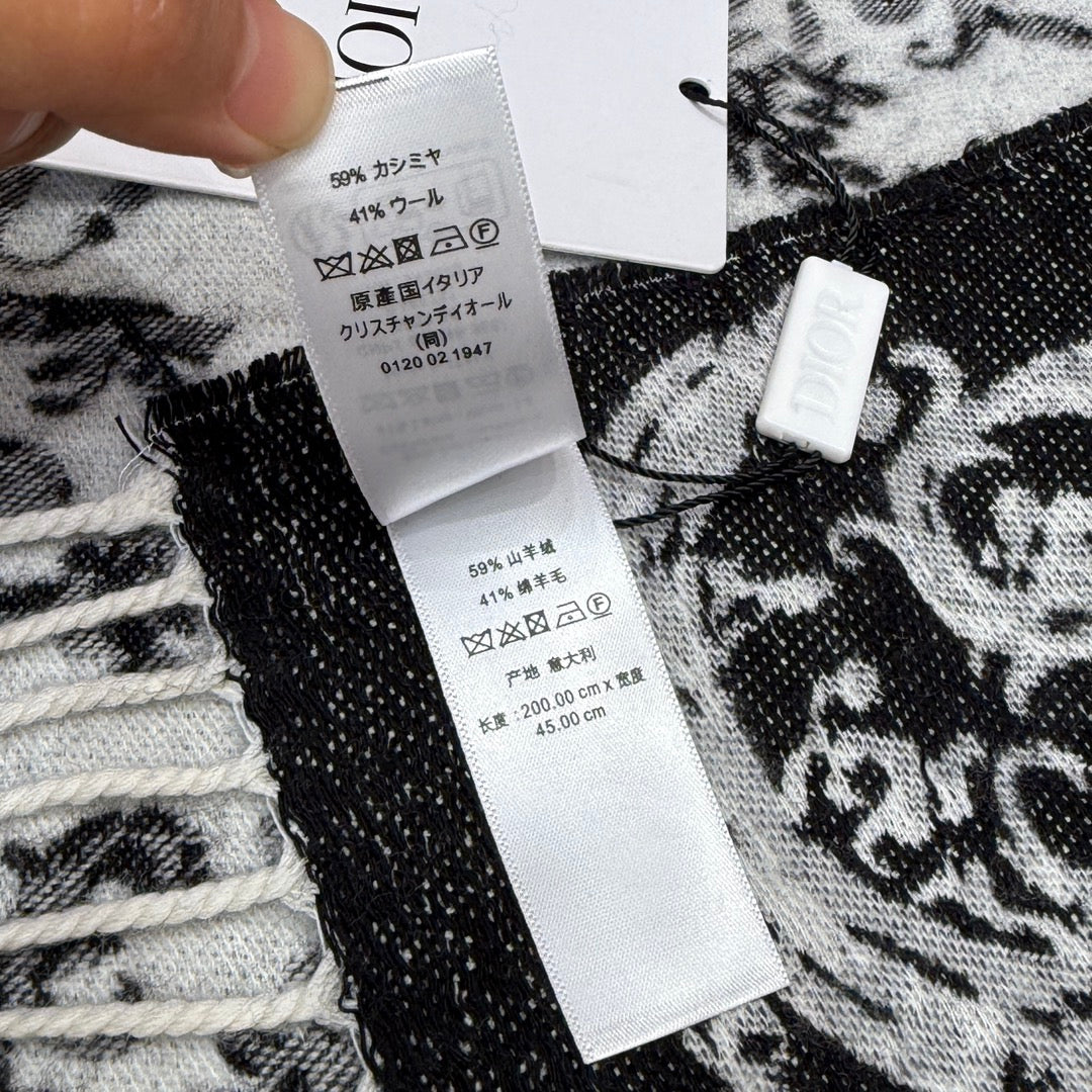 Shinzo / Dior scarf