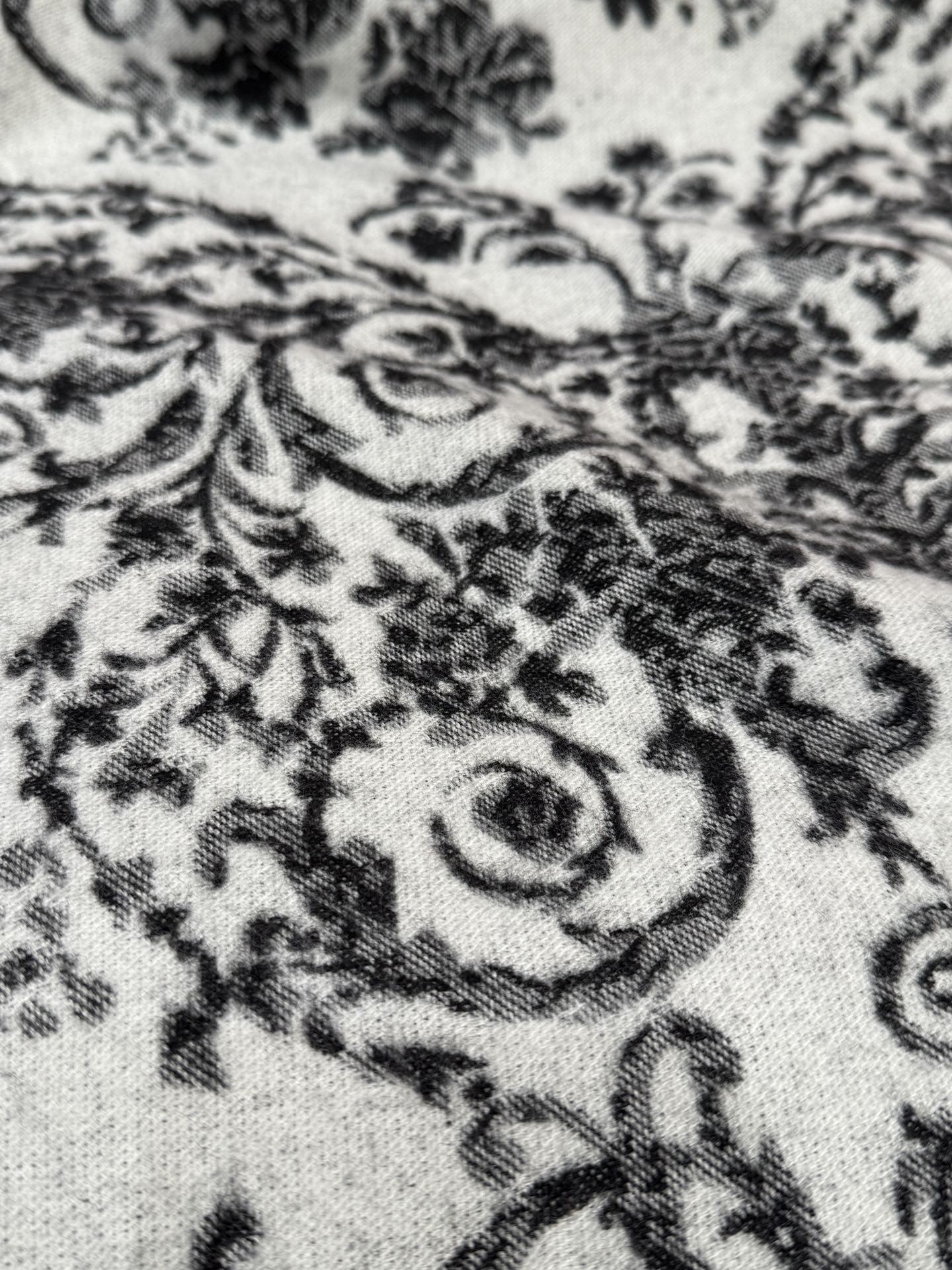 Shinzo / Dior scarf