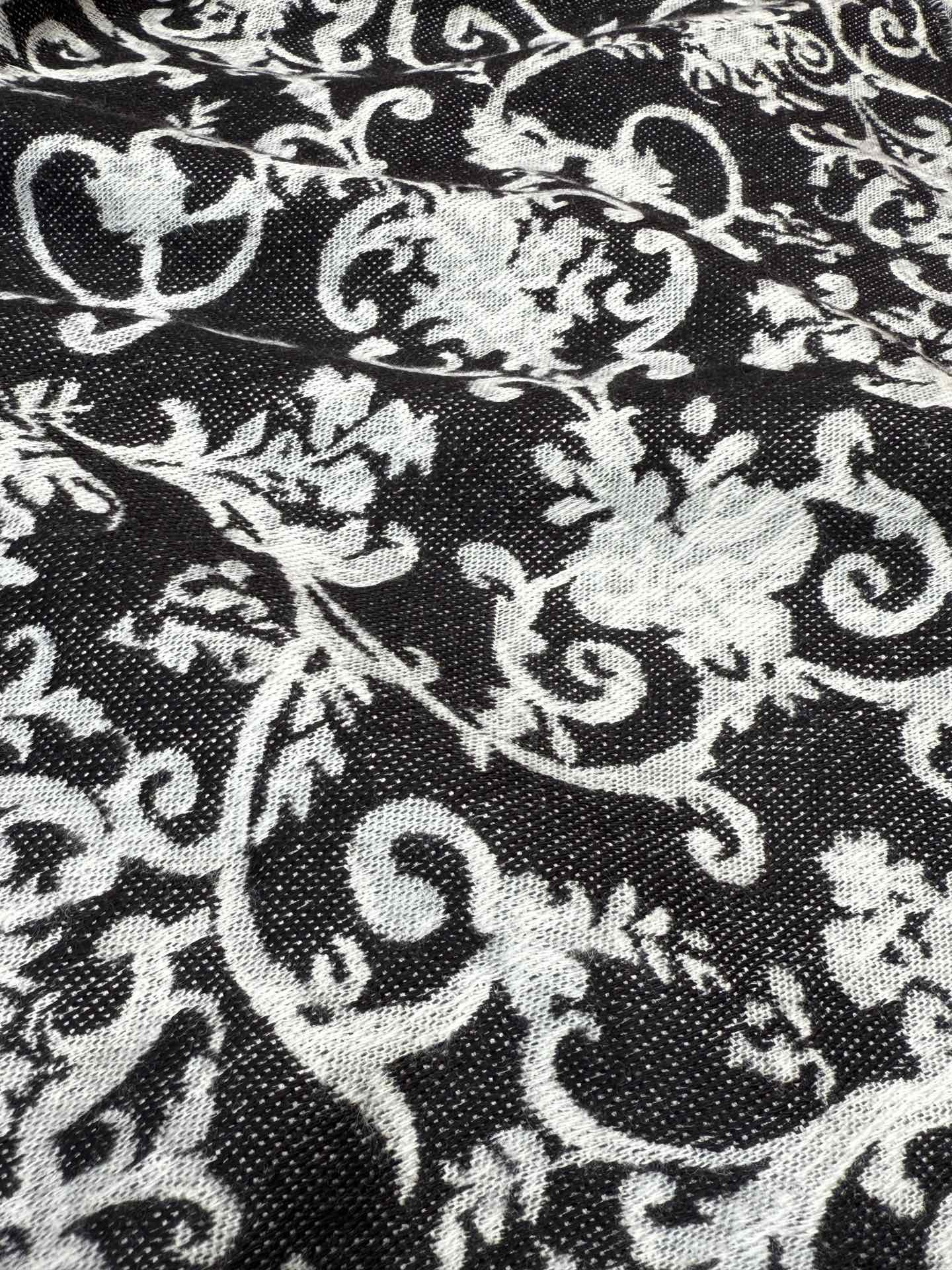 Shinzo / Dior scarf