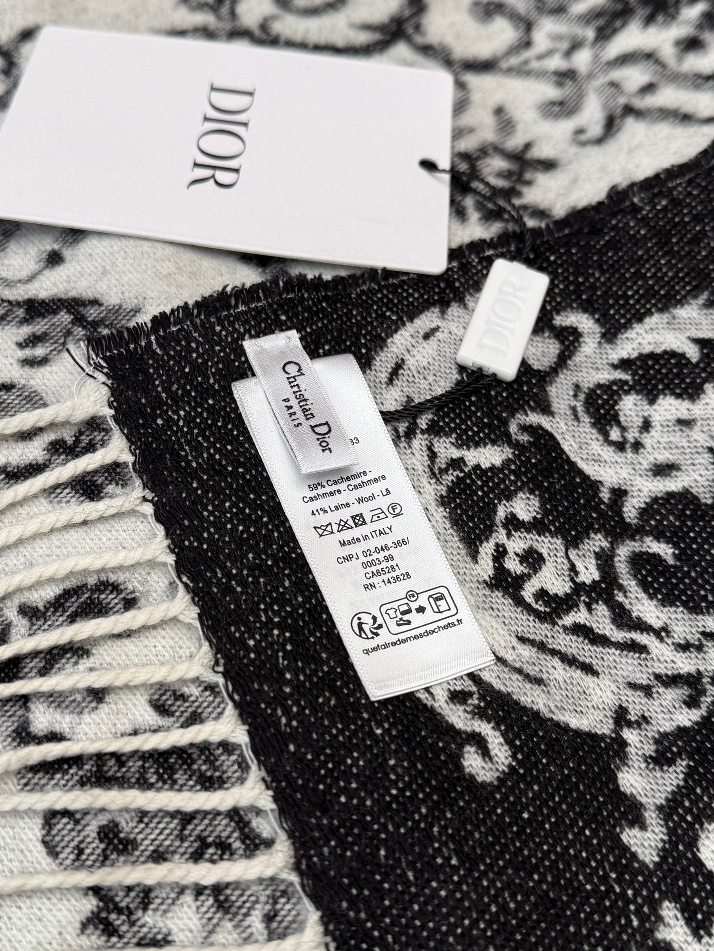 Shinzo / Dior scarf