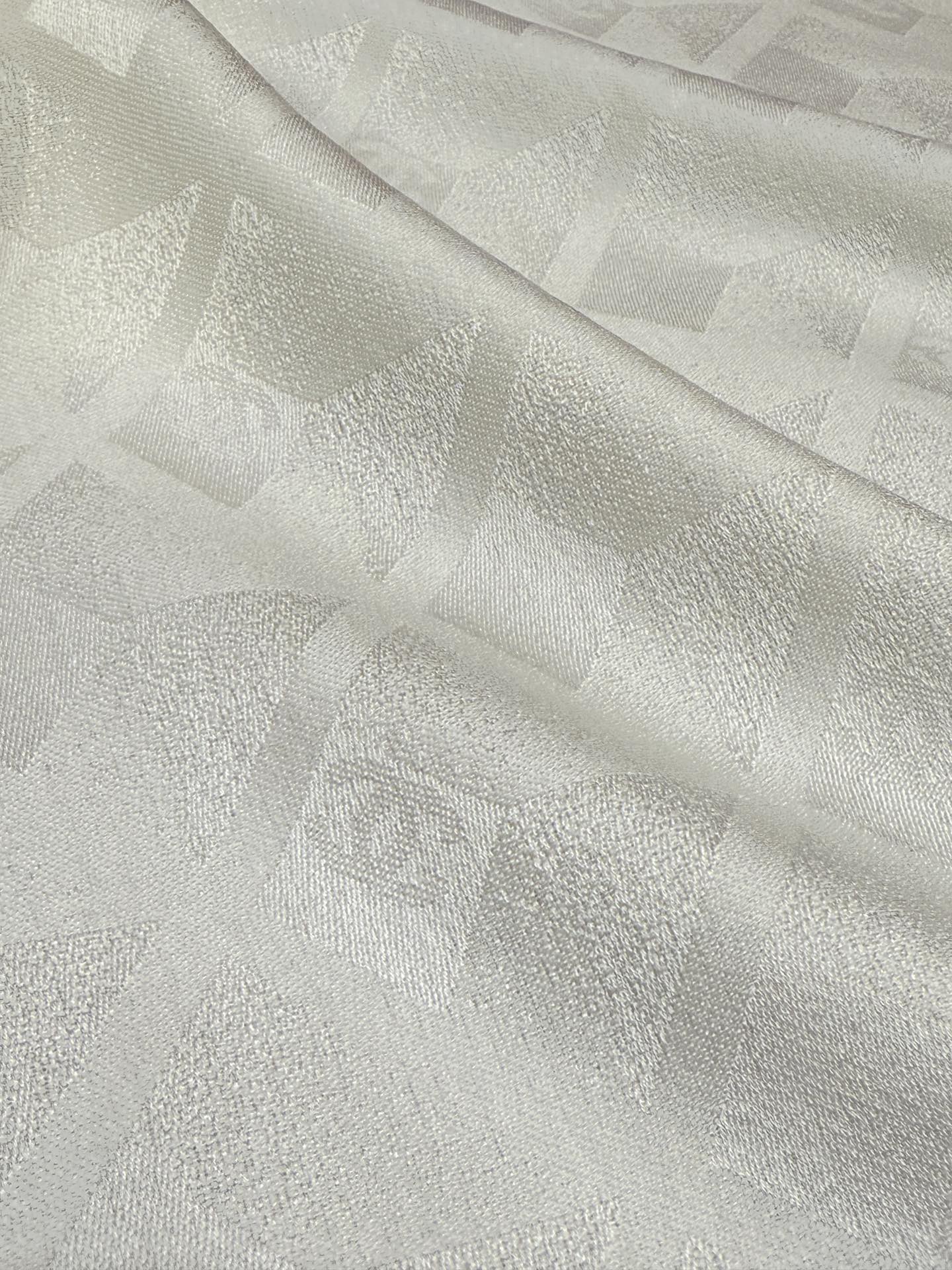 신조 / 샤넬 스카프