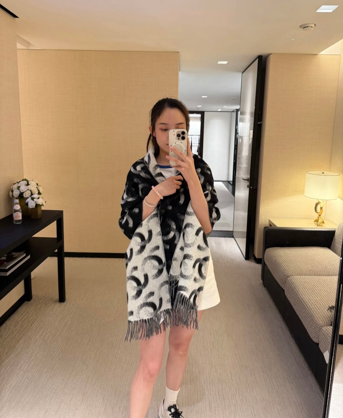 신조 / 샤넬 스카프