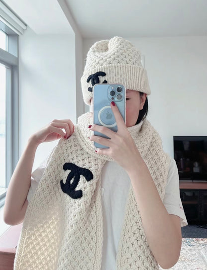 신조 / 샤넬 스카프