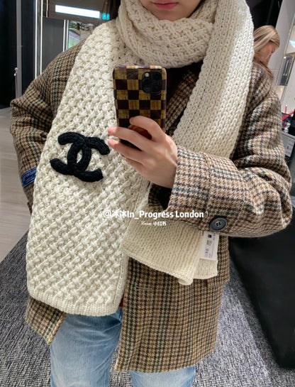신조 / 샤넬 스카프