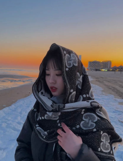 Shinjo / Gucci Scarf