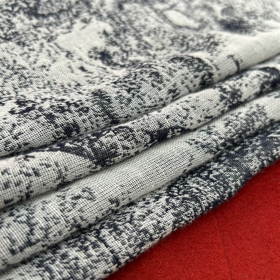 Shinjoo / Dior Scarf