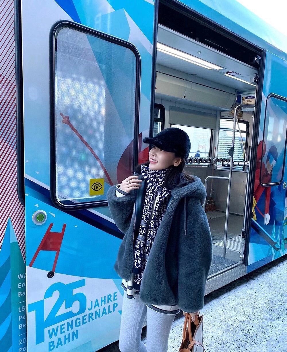 신조 / 디올 스카프