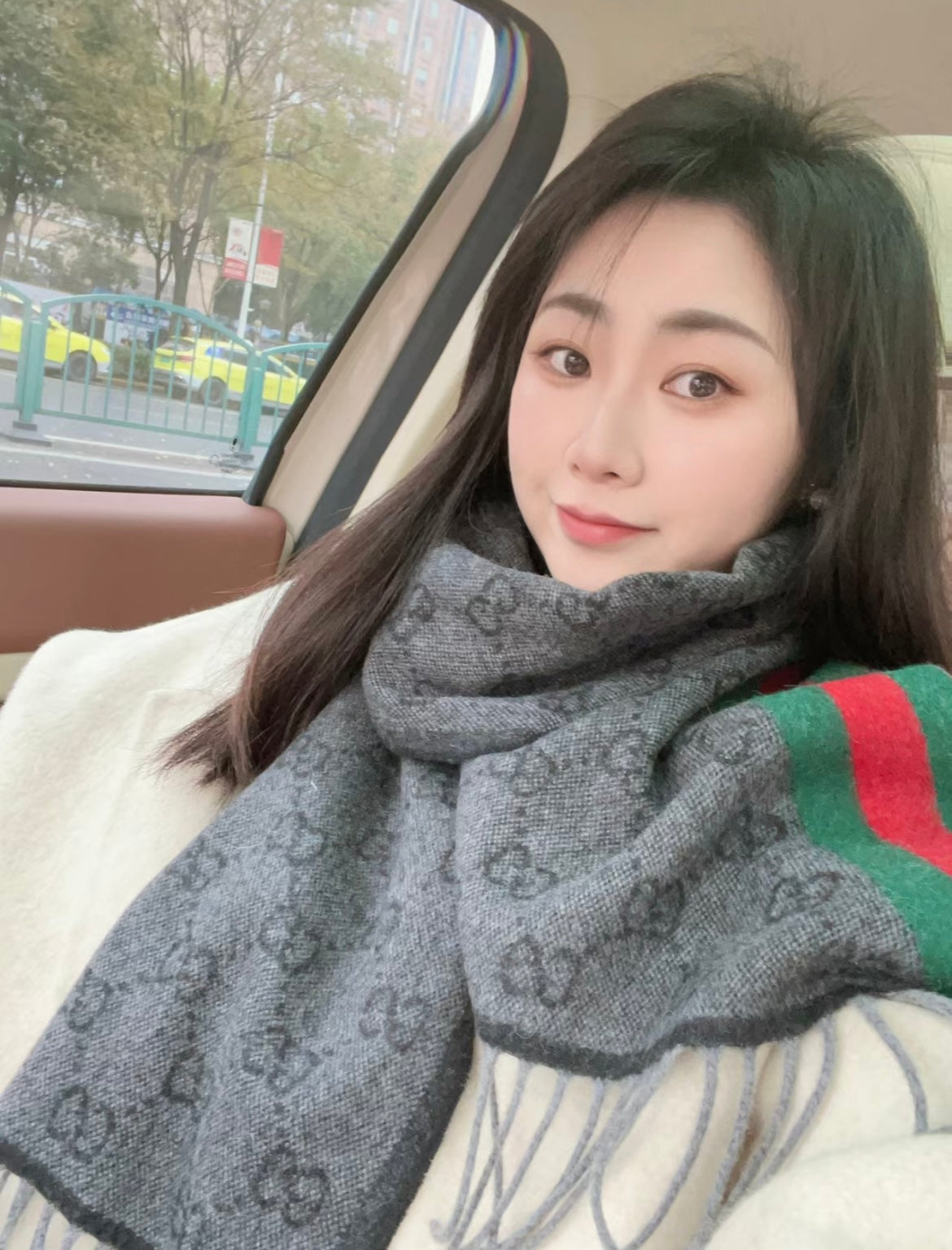 신조 / 구찌 스카프