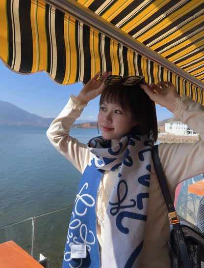 신조 / 로에베 스카프