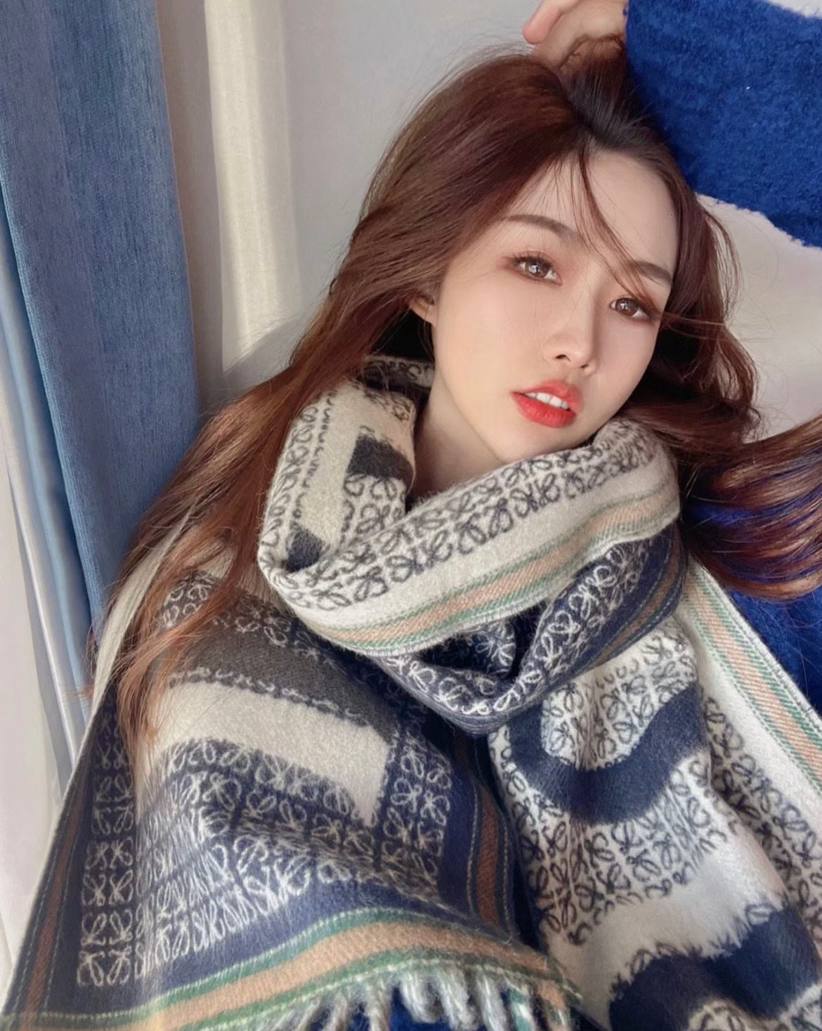 신조 / 로에베 스카프