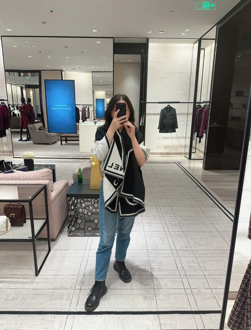 신조 / 샤넬 스카프