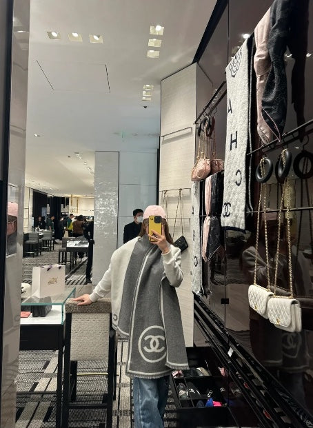 신조 / 샤넬 스카프