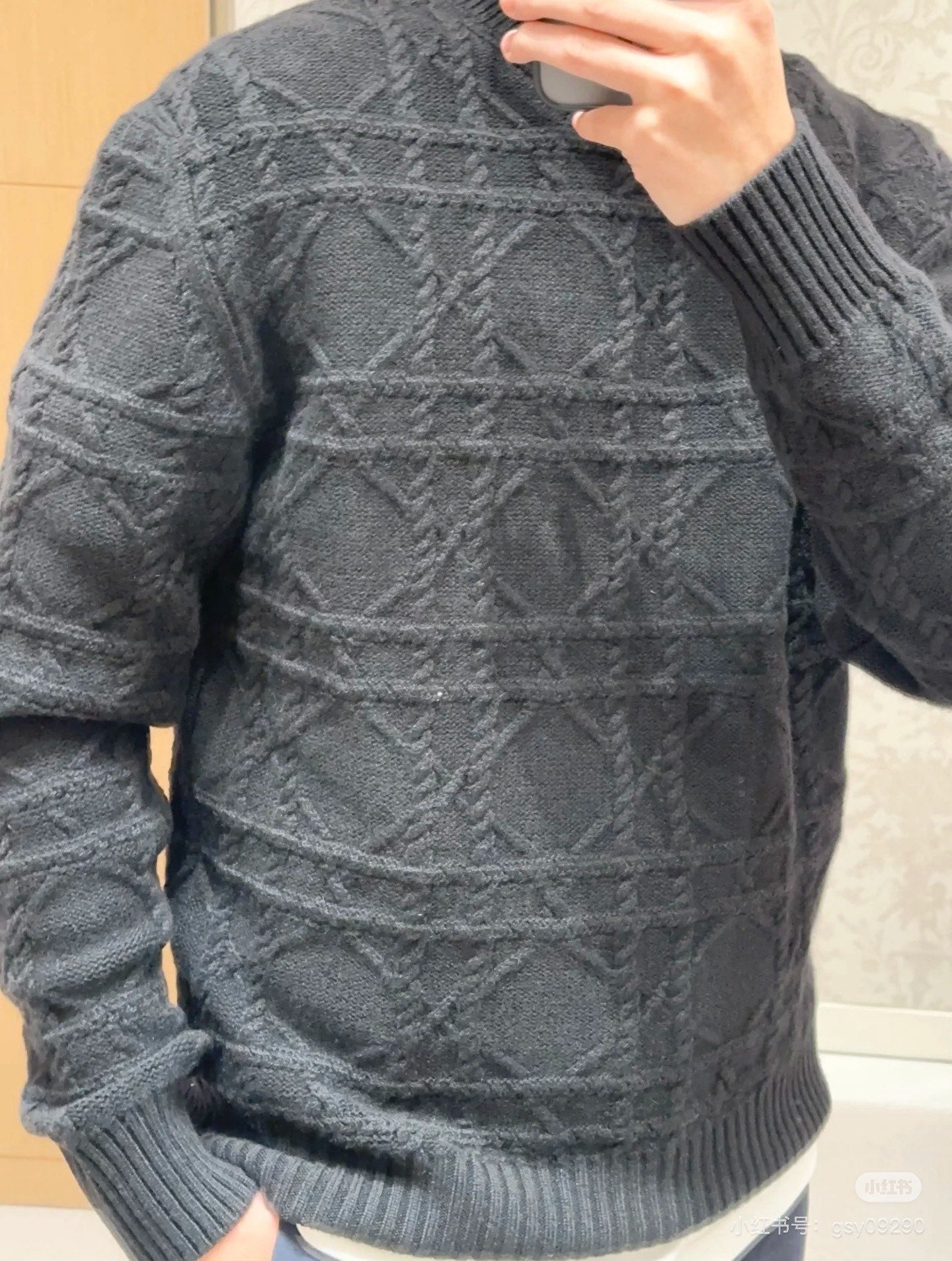 체인2호 / 디올 라운드넥 니트 블랙
