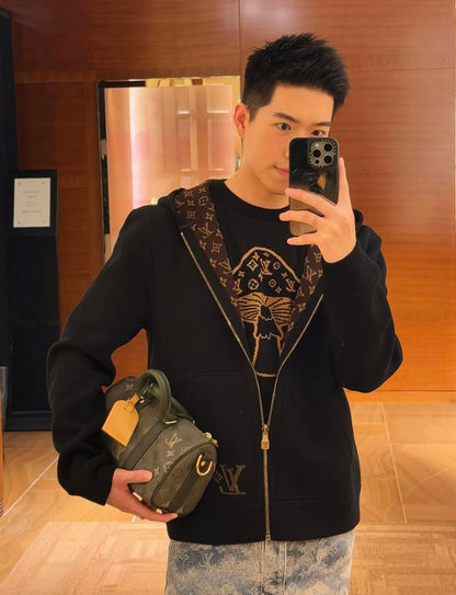 BVG / 루이비통 양면 코트