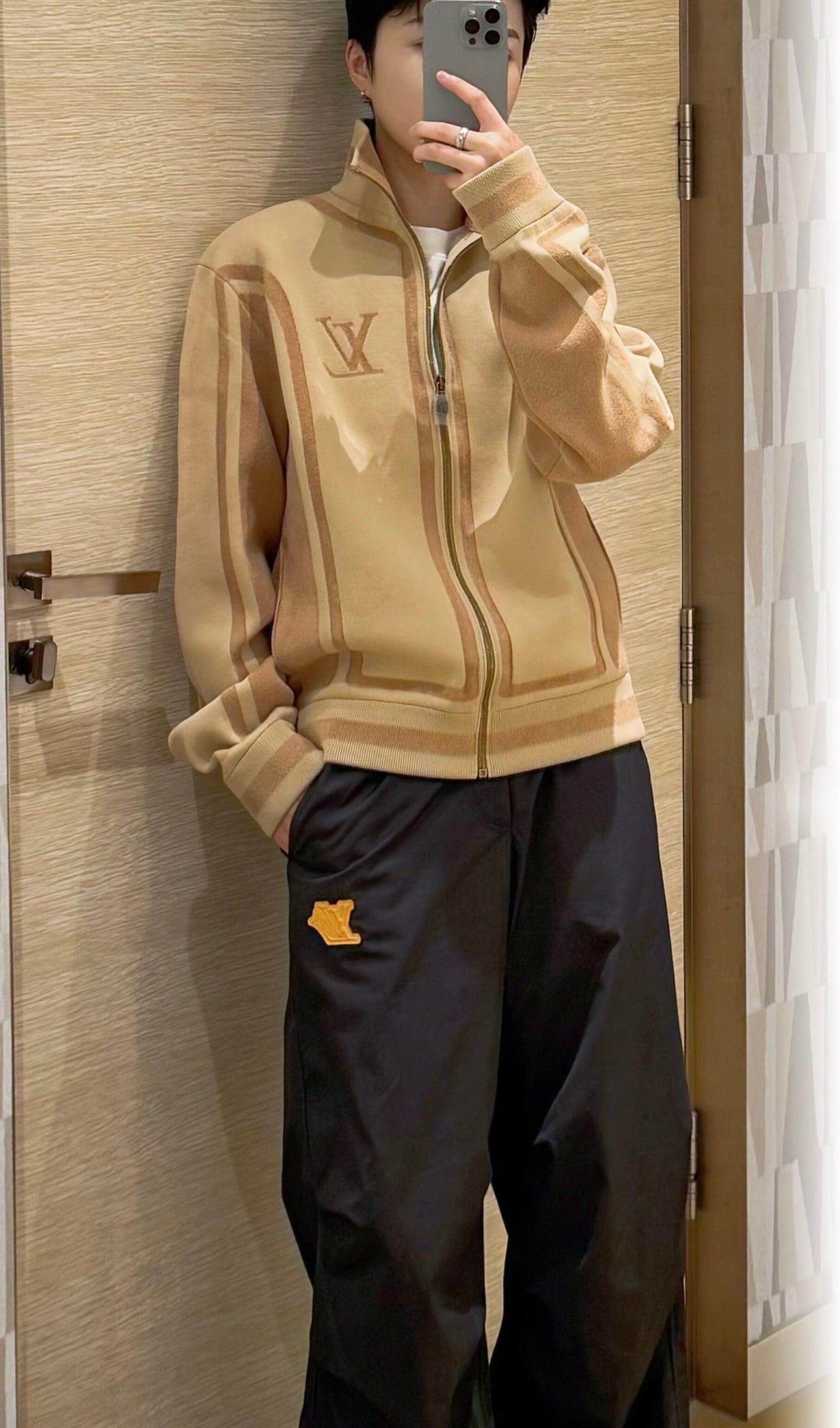 BVG / 루이비통 바지