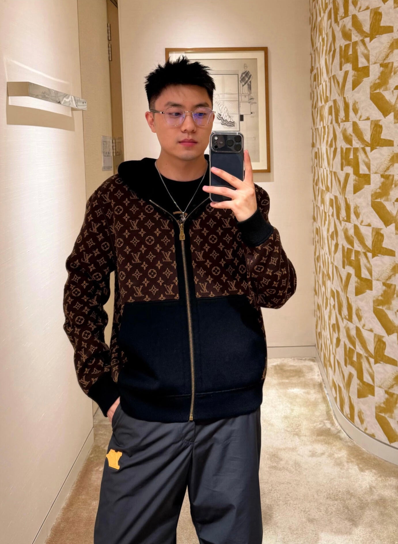 BVG / 루이비통 바지