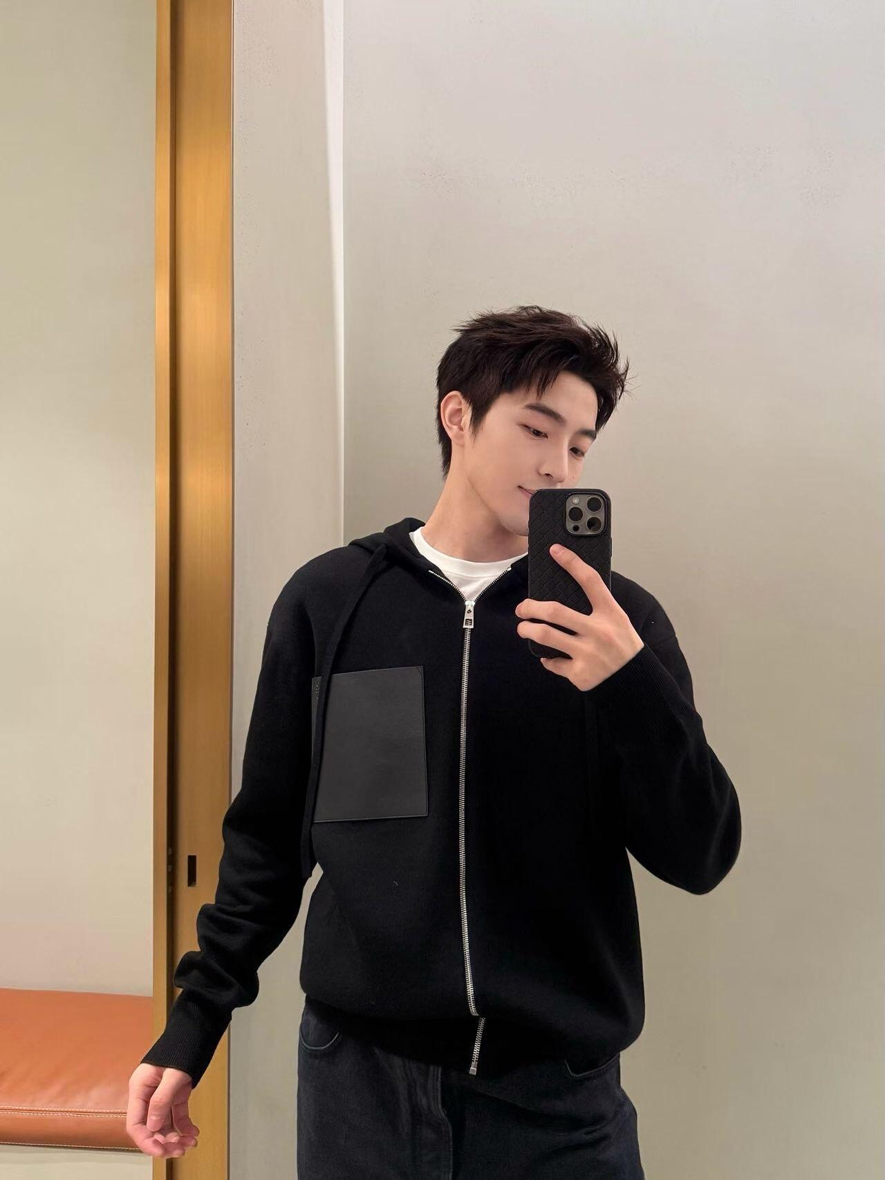 BVG / 로에베 니트 후드