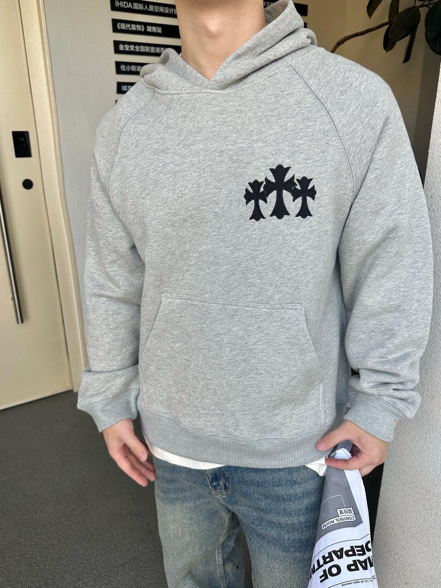 체인2호 / 크롬하츠 로고 포켓 후드티