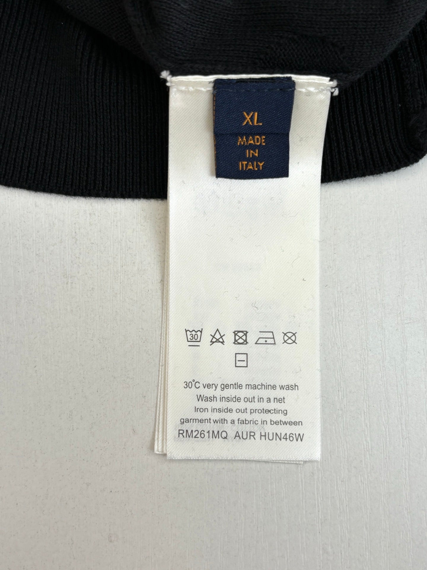 체인1호 / 루이비통 긴팔 니트