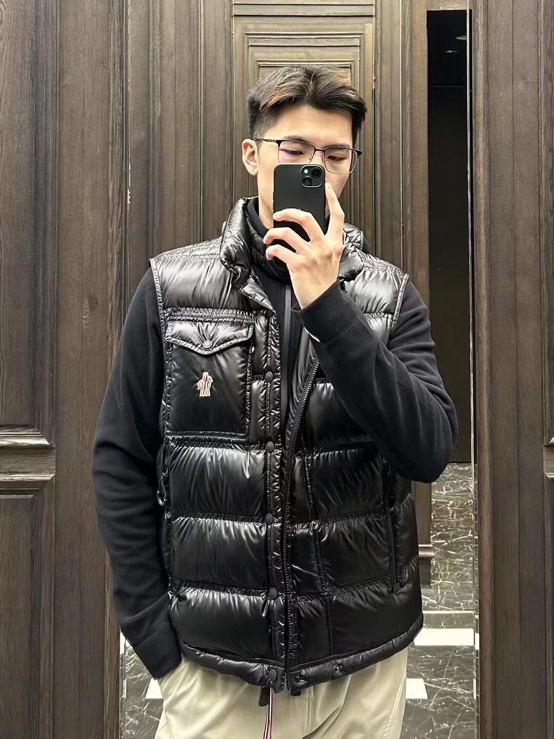 BVG / MC 패딩 조끼