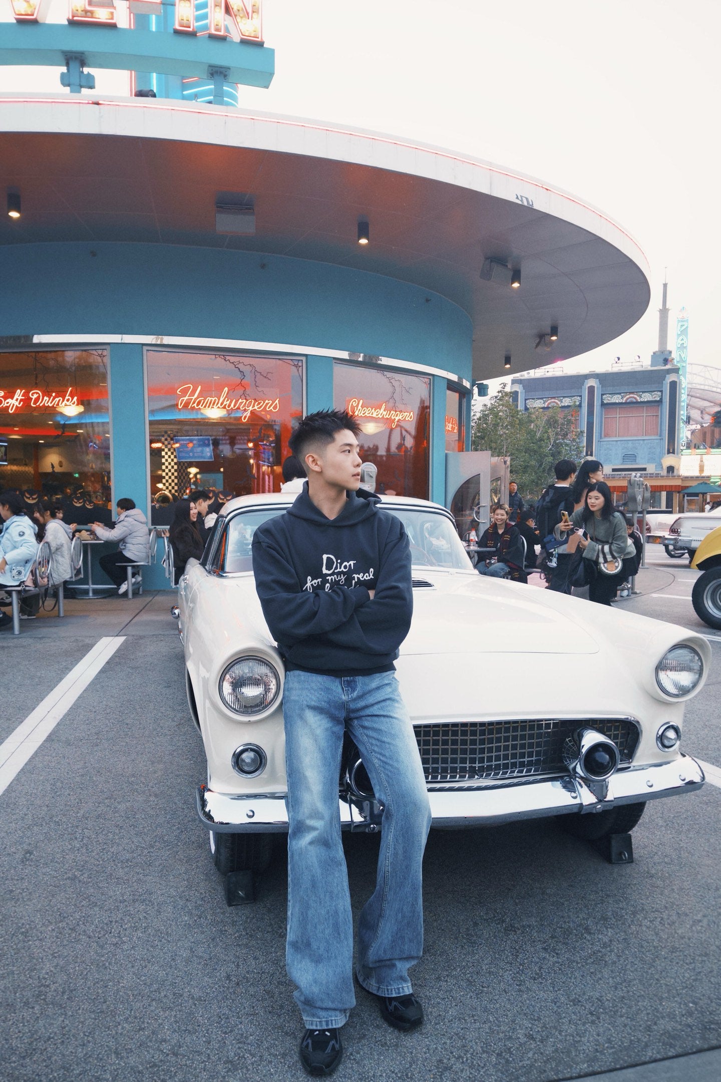 BVG / 루이비통 후드티
