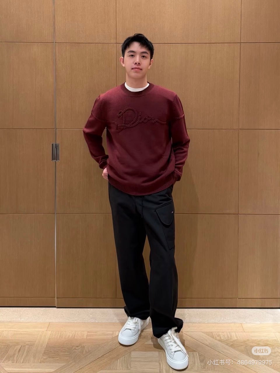 체인1호 / 디올 라운드넥 니트