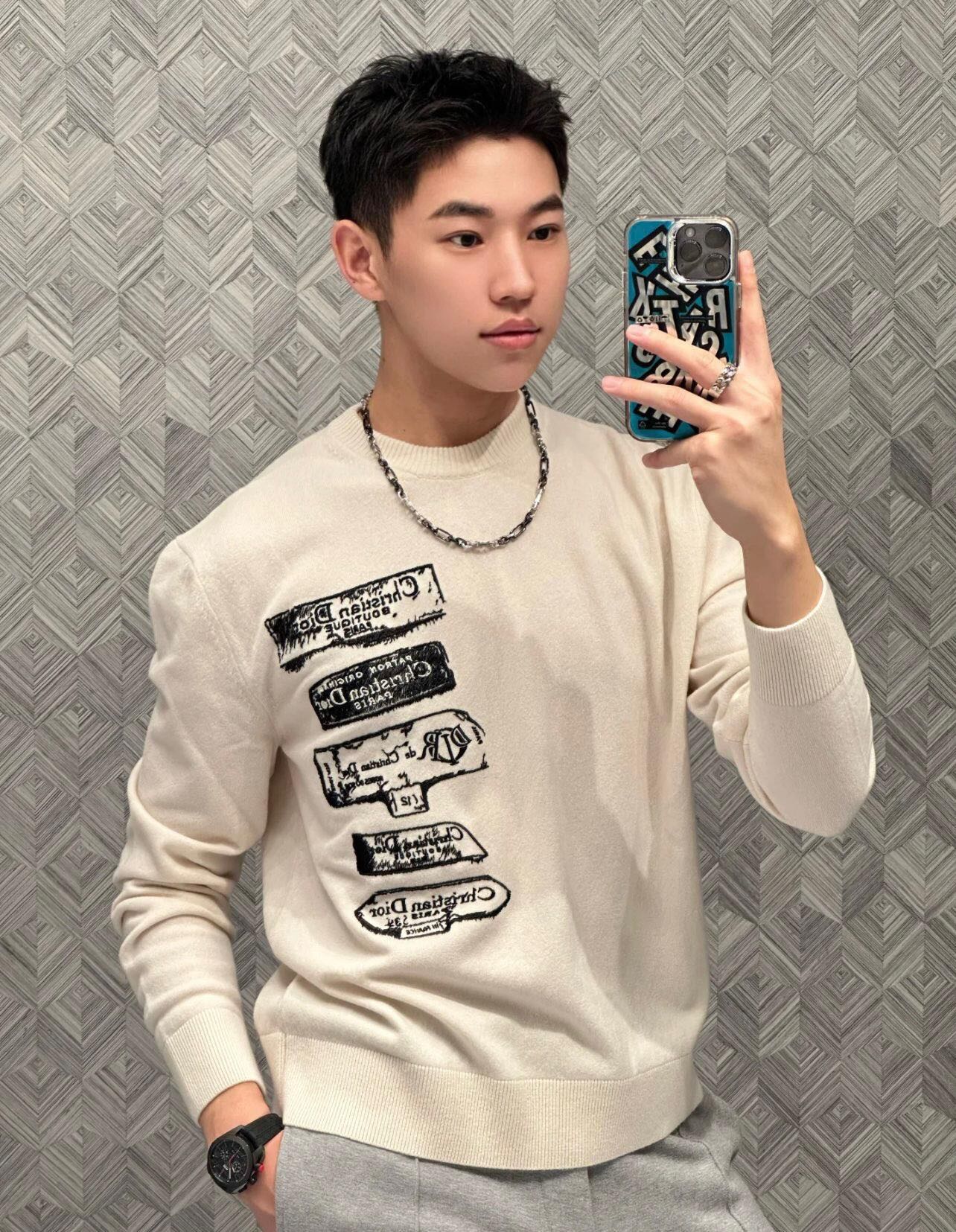 BVG / 디올 니트 스웨터