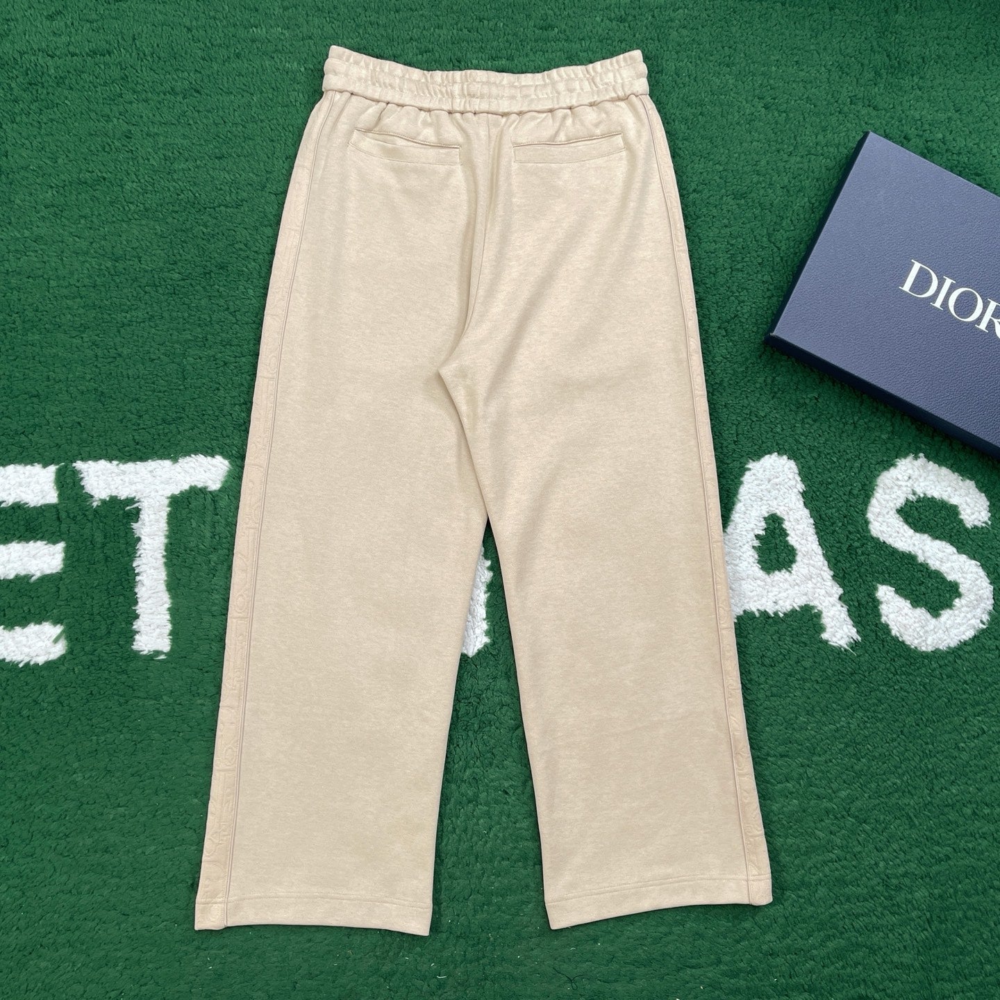 BVG / 디올 세트 바지