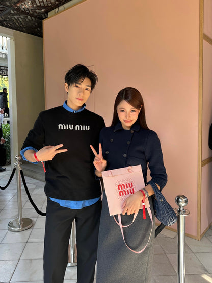 BVG / 미우미우 니트 스웨터
