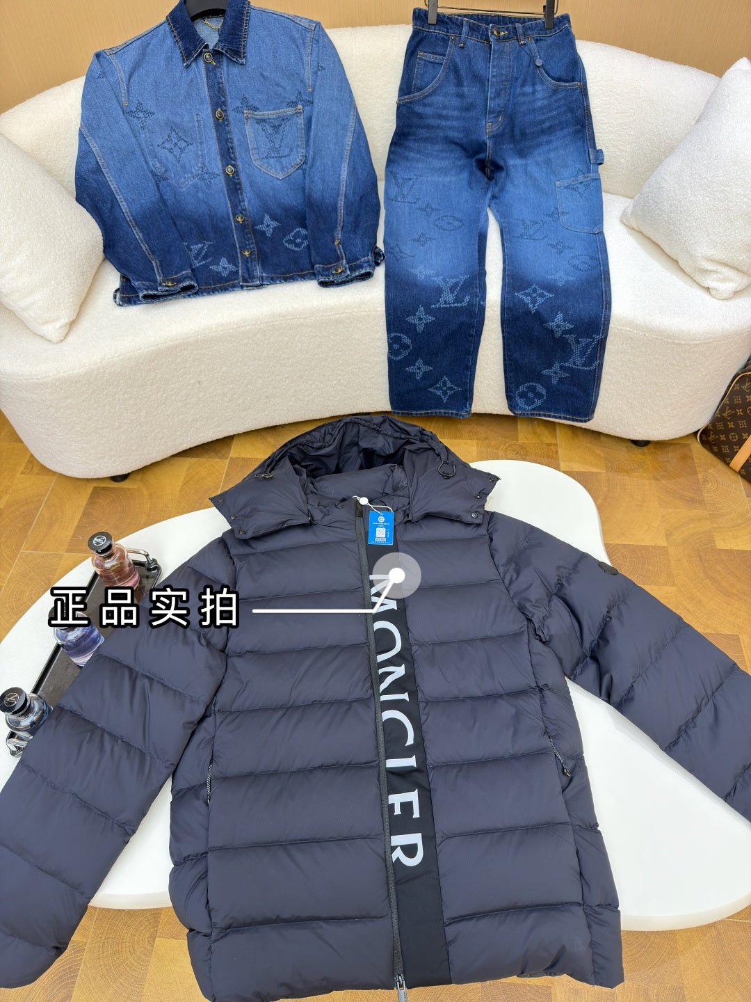 체인1호 / 몽클레어 후드 패딩