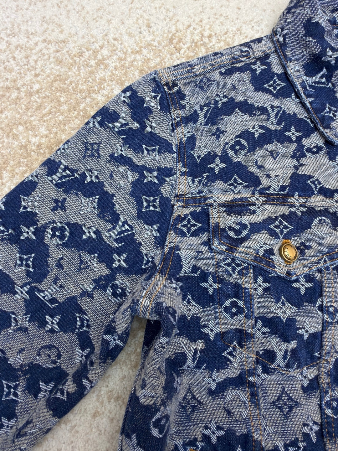 Chain 1 / Louis Vuitton Denim Jacket