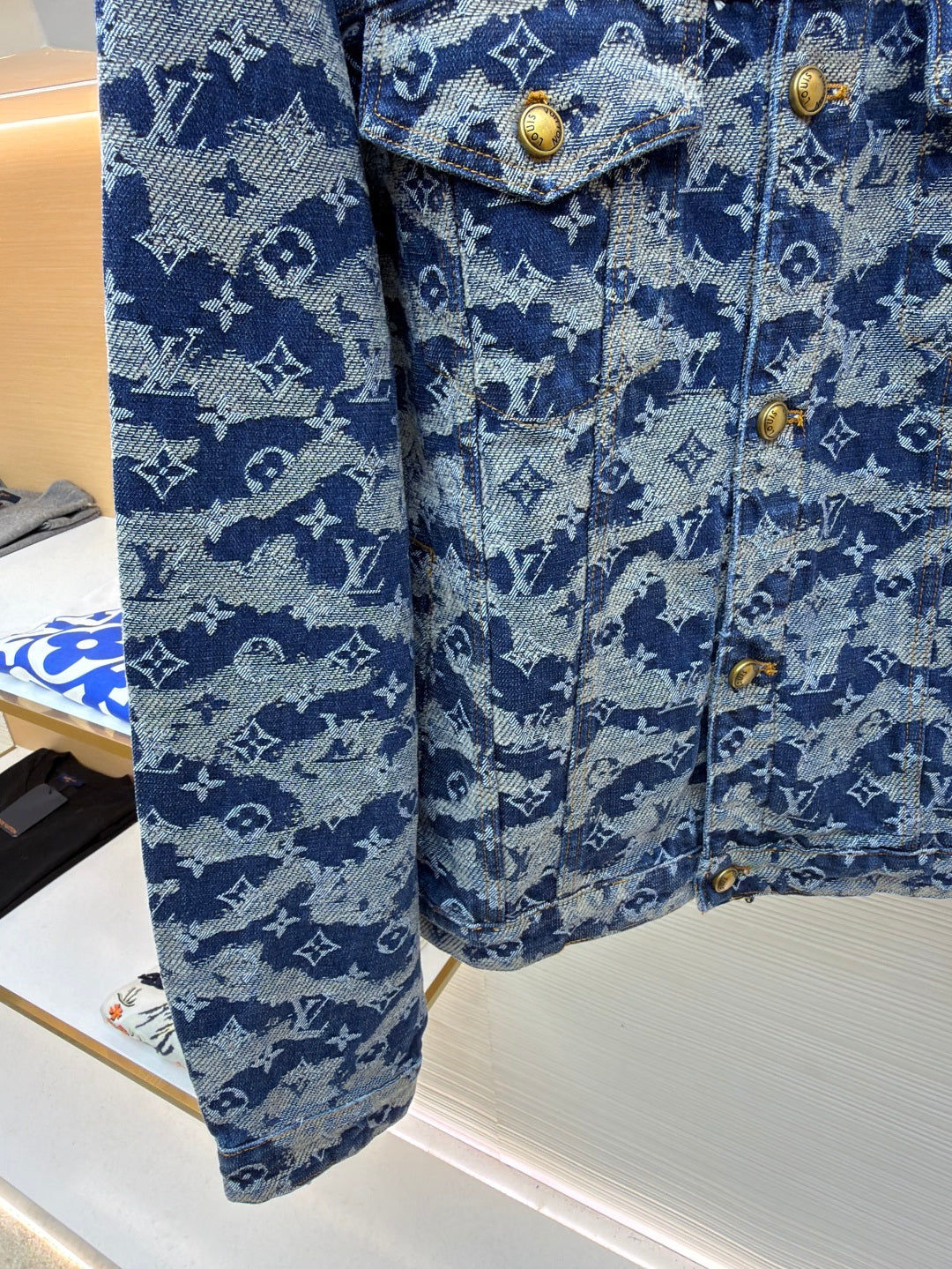 Chain 1 / Louis Vuitton Denim Jacket