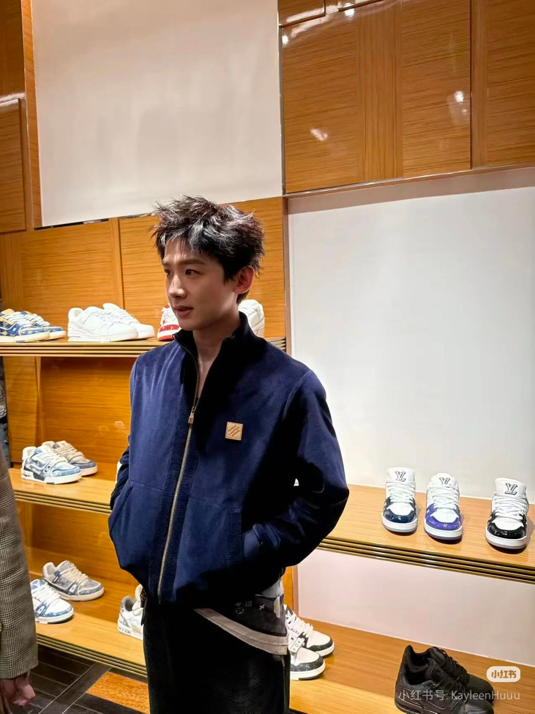 체인1호 / 루이비통 기모 자켓