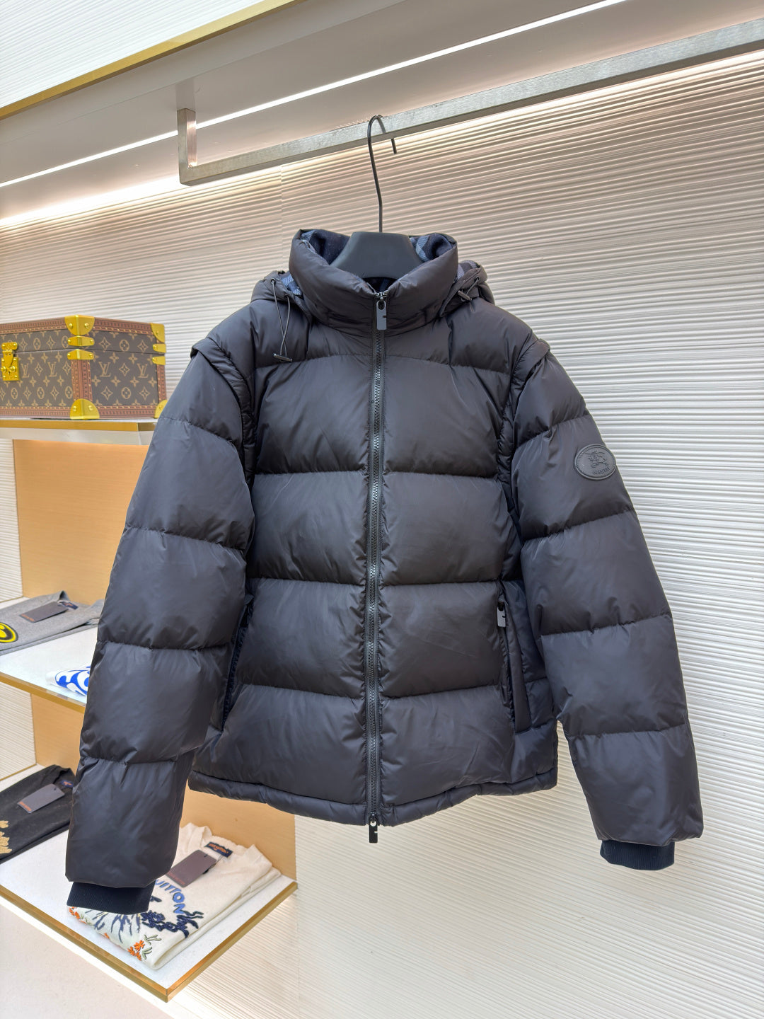 체인1호 / 버버리 후드 패딩
