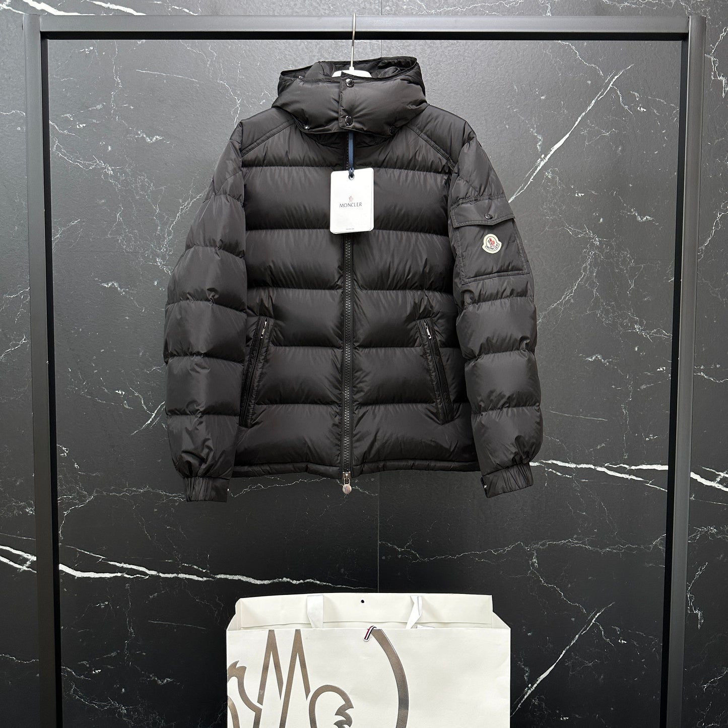 BVG / MC 패딩