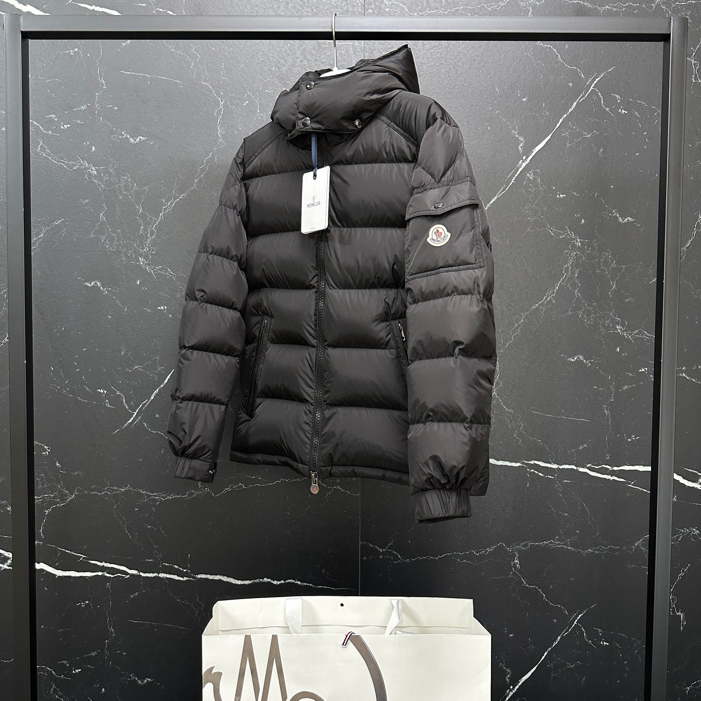 BVG / MC 패딩