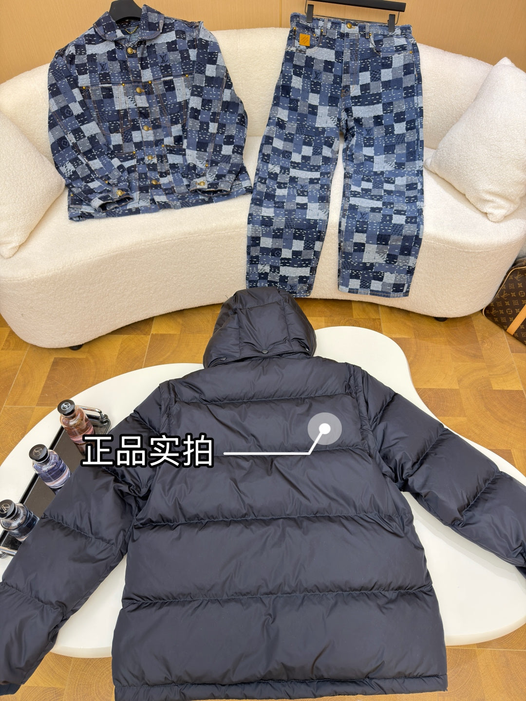 체인1호 / 버버리 후드 패딩