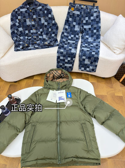 체인1호 / 버버리 후드 패딩