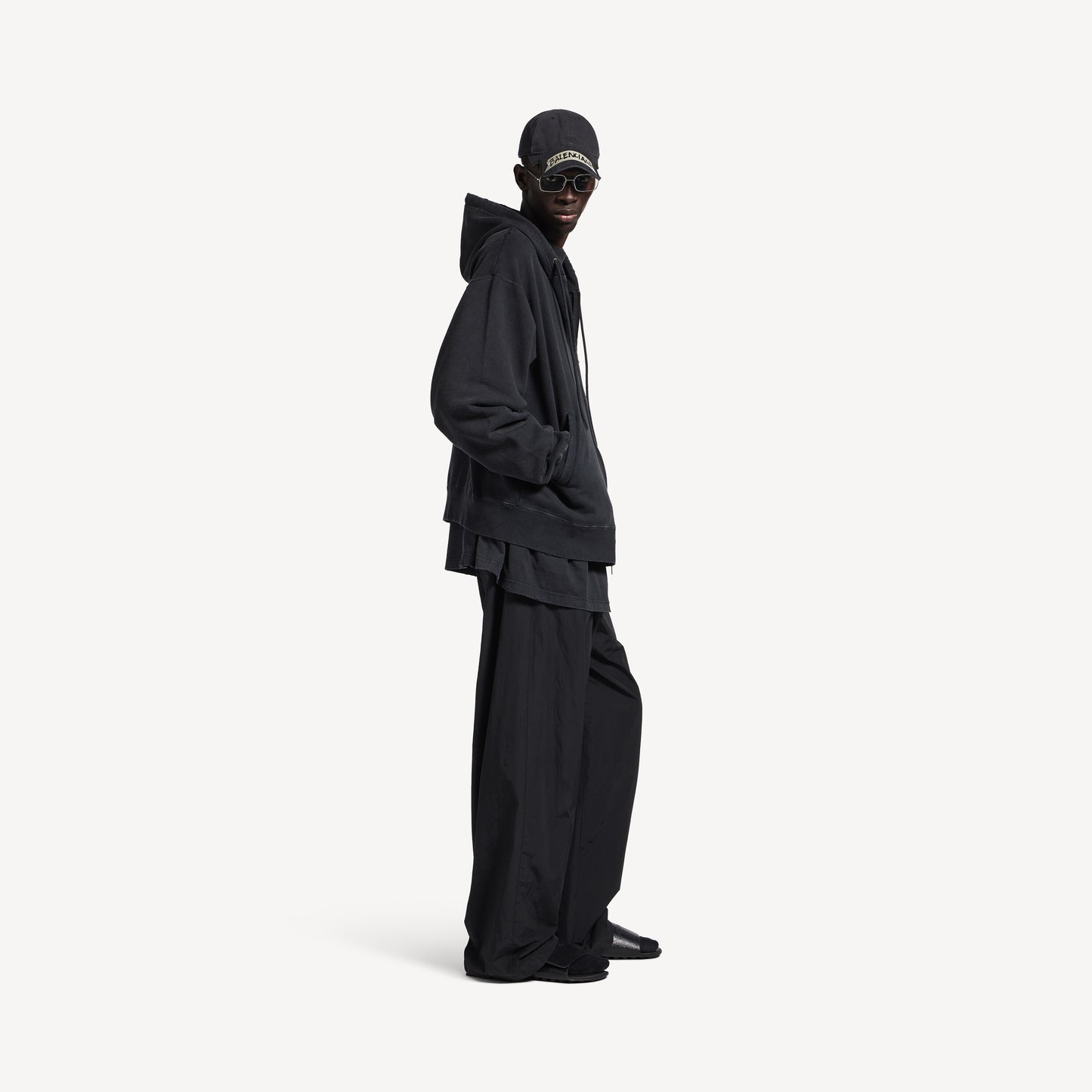 BVG / 발렌시아가 후드 코트