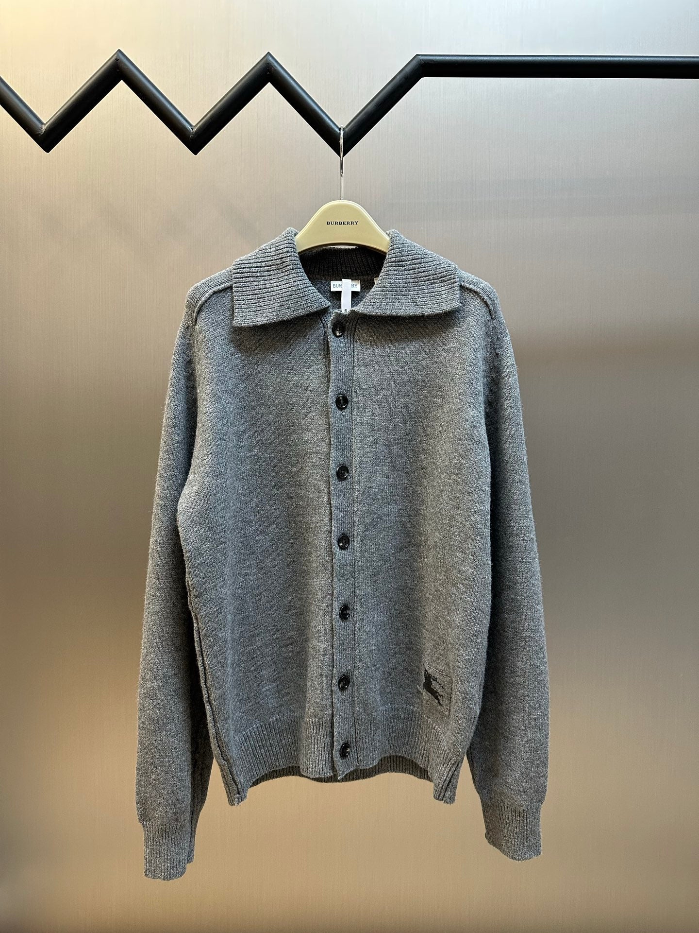 체인1호 / 버버리 가디건