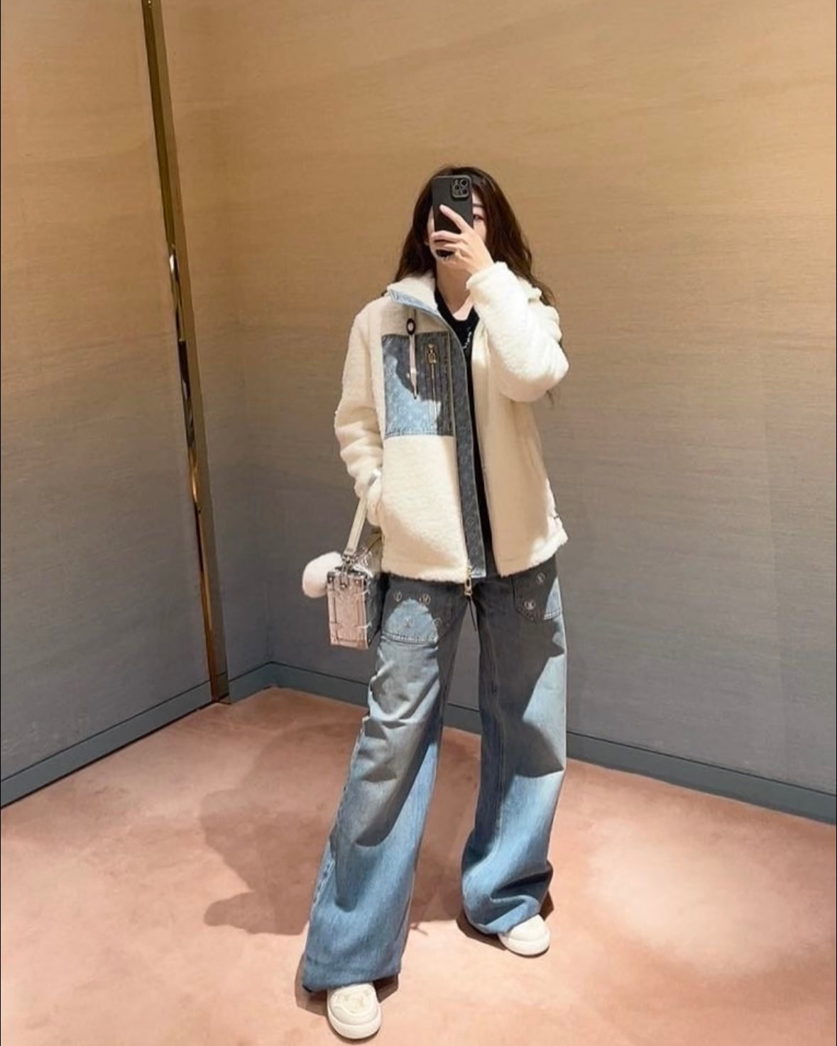 체인1호 / 루이비통 두꺼운 후드 자켓