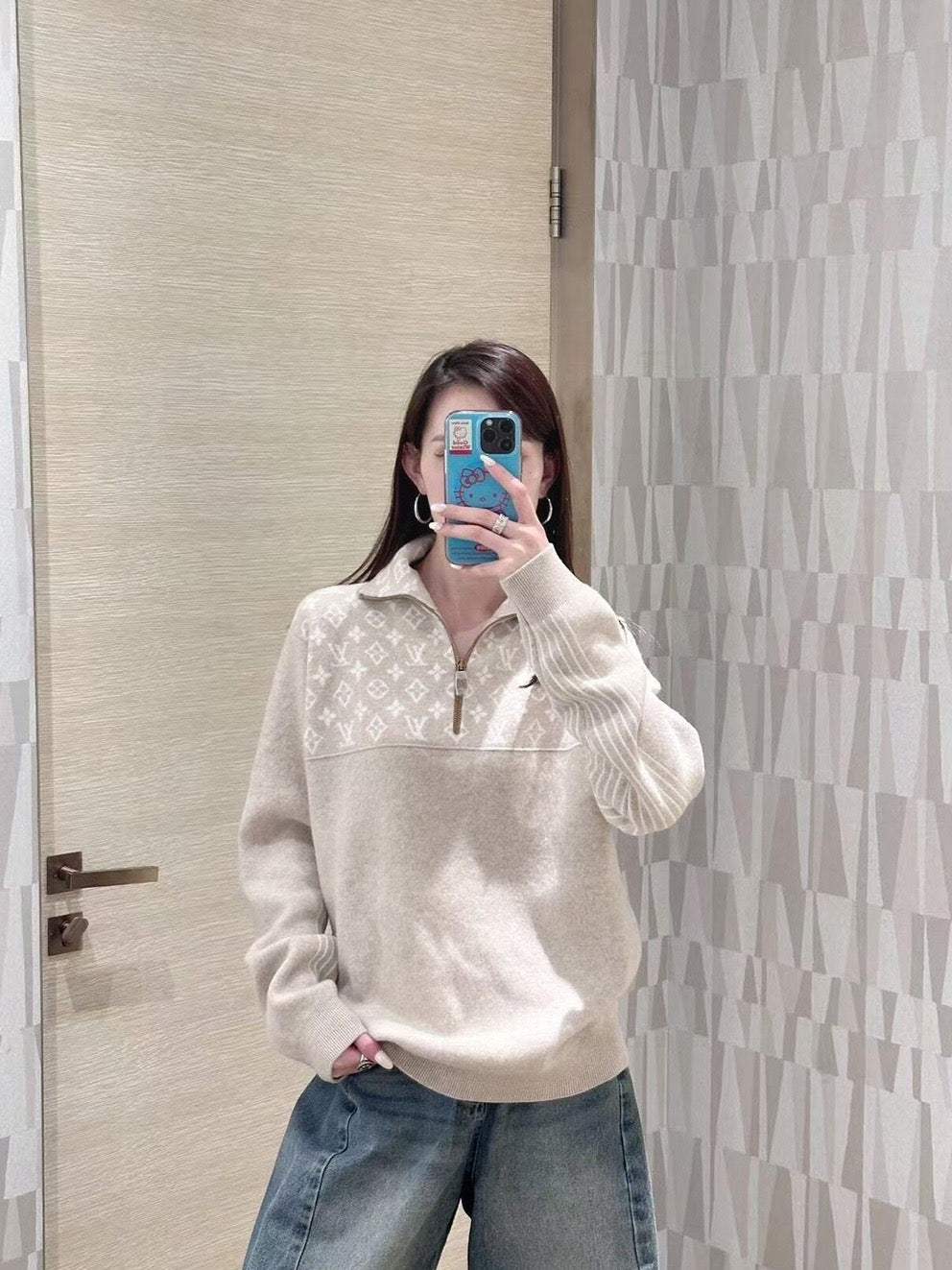 체인1호 / 루이비통 반지퍼 니트