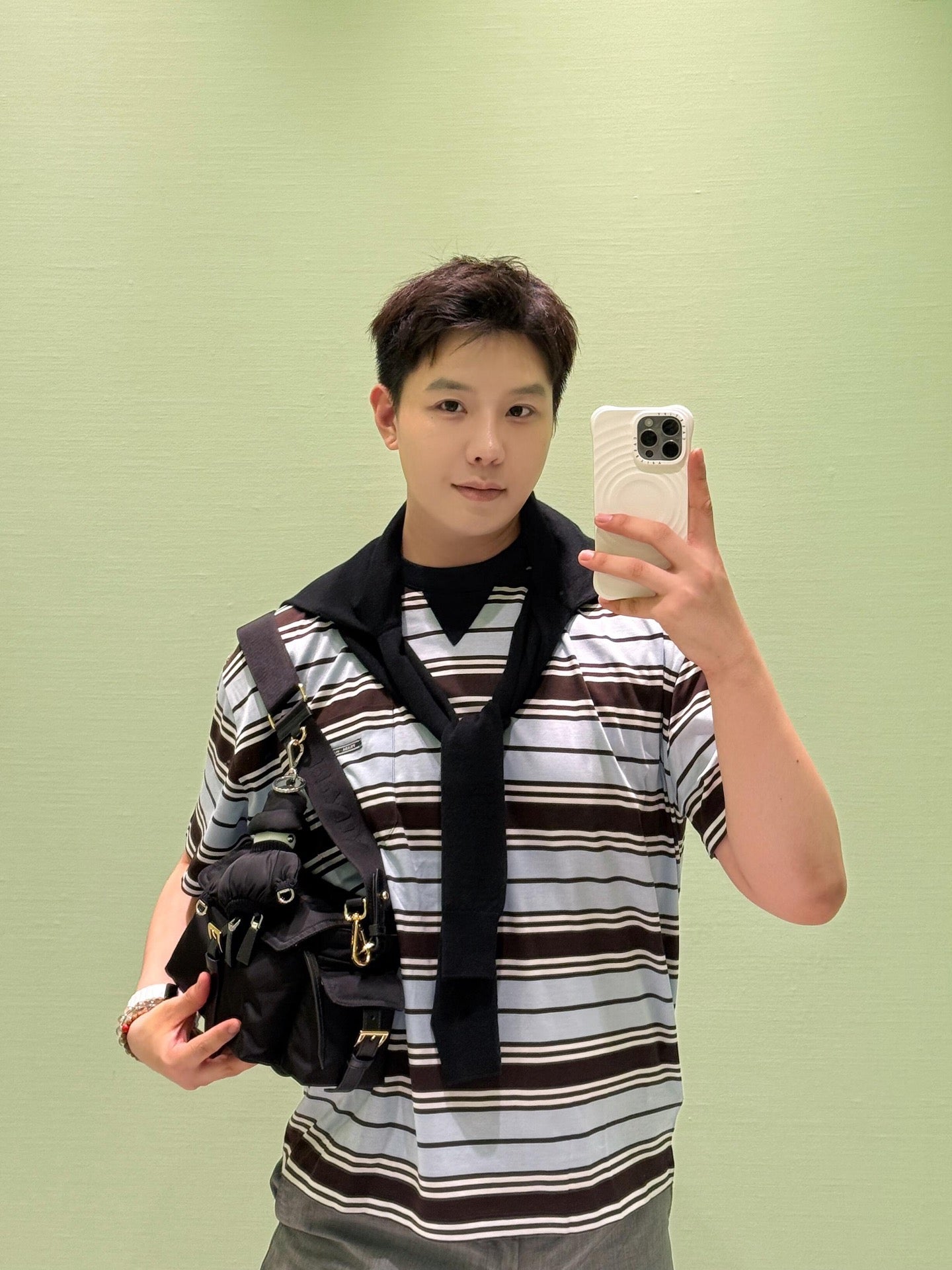체인1호 / 프라다 스트라이프 반팔 티셔츠