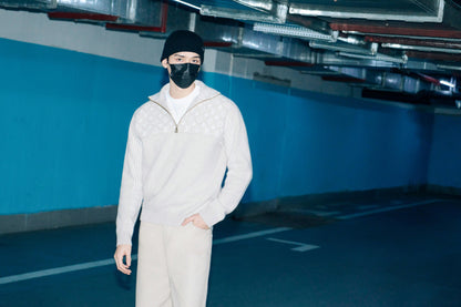 BVG / 루이비통 반집업 니트